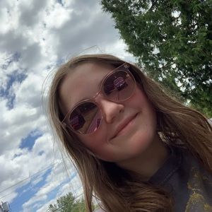 Meet your Posher, Maggie